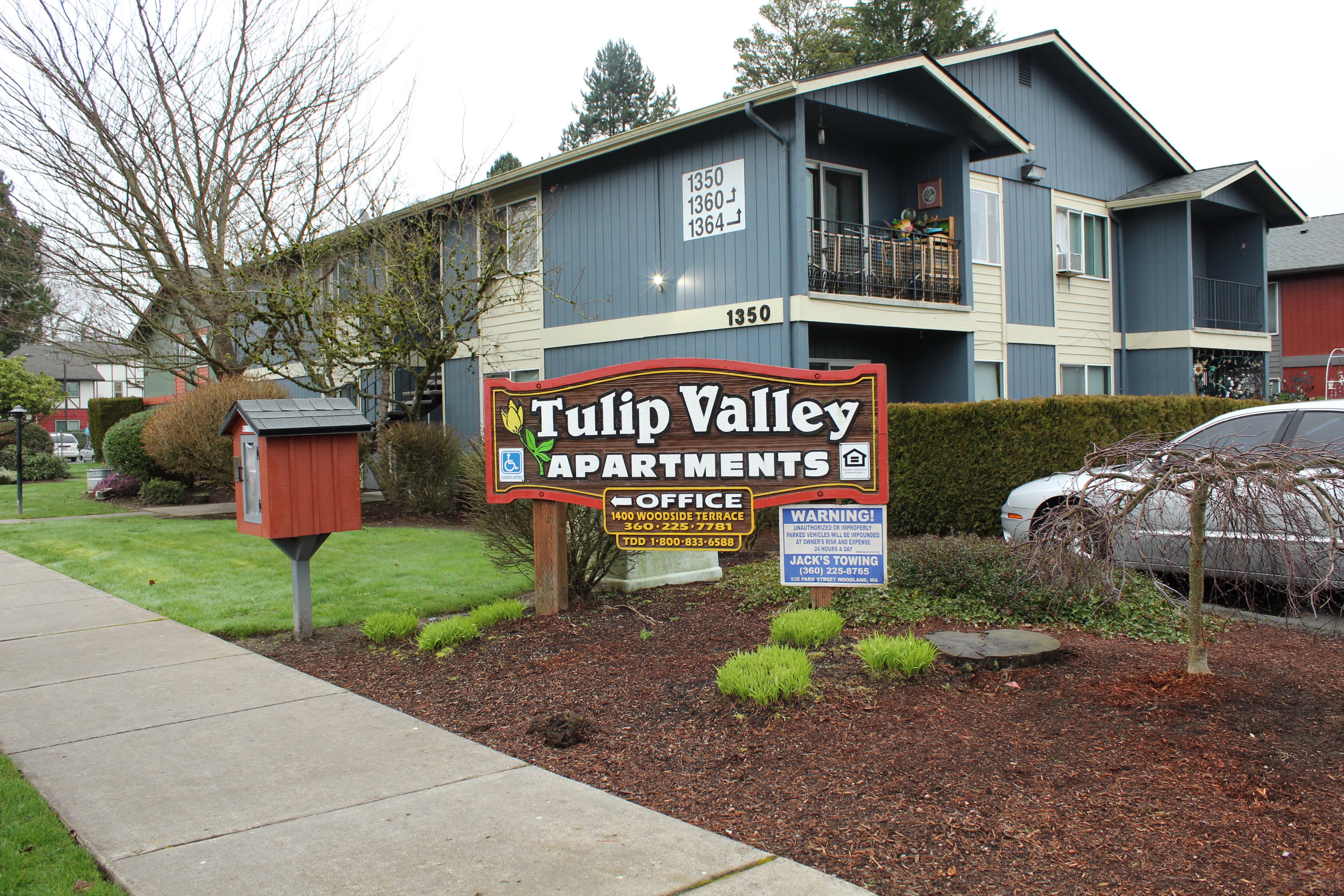 Tulip Valley Sign